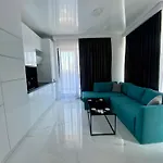 Studio503 By Allegio-mamaia's Seaside Luxury Near Finest Clubs & Beaches Apartament Mamaia