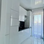 Studio503 By Allegio-mamaia's Seaside Luxury Near Finest Clubs & Beaches * Mamaia