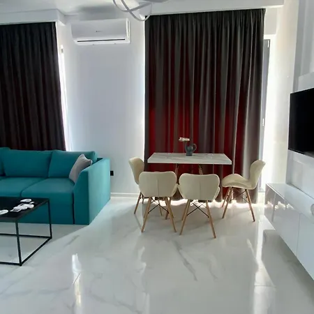 Studio503 By Allegio-mamaia's Seaside Luxury Near Finest Clubs & Beaches Apartment *