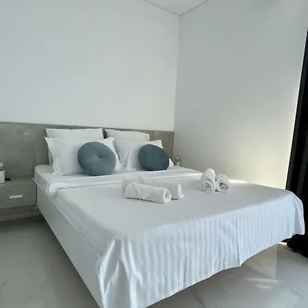 Studio503 By Allegio-mamaia's Seaside Luxury Near Finest Clubs & Beaches Mamaia