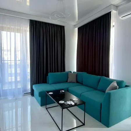 Studio503 By Allegio-mamaia's Seaside Luxury Near Finest Clubs & Beaches Apartment